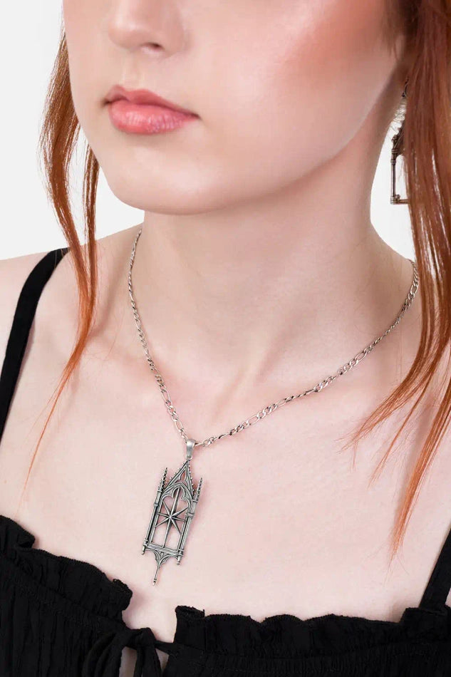 SANCTUM STAR NECKLACE