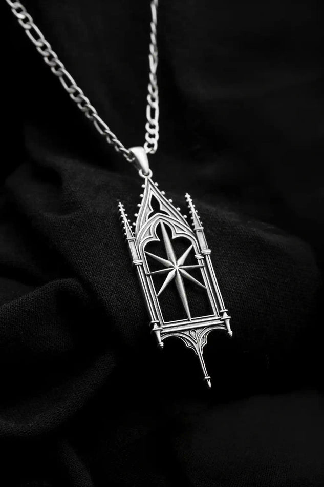SANCTUM STAR NECKLACE
